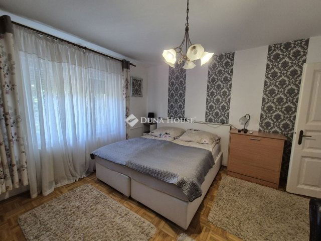Eladó családi ház, Siófokon 129 M Ft, 4 szobás