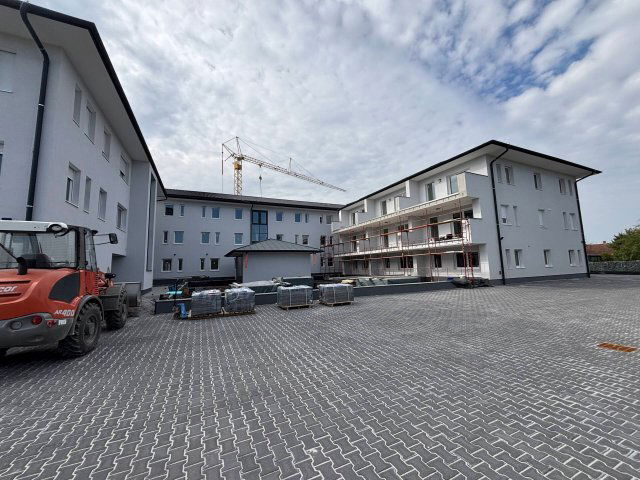 Eladó téglalakás, Sopronban 124.9 M Ft, 4 szobás