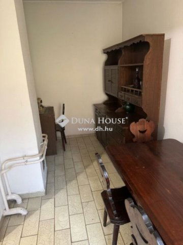 Eladó családi ház, Budapesten, XX. kerületben 99 M Ft, 7 szobás