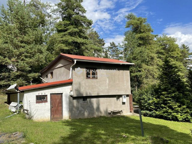 Eladó nyaraló, Biatorbágyon 33.9 M Ft, 2 szobás