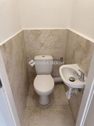 Eladó nyaraló, Harkányban 49.9 M Ft, 2 szobás