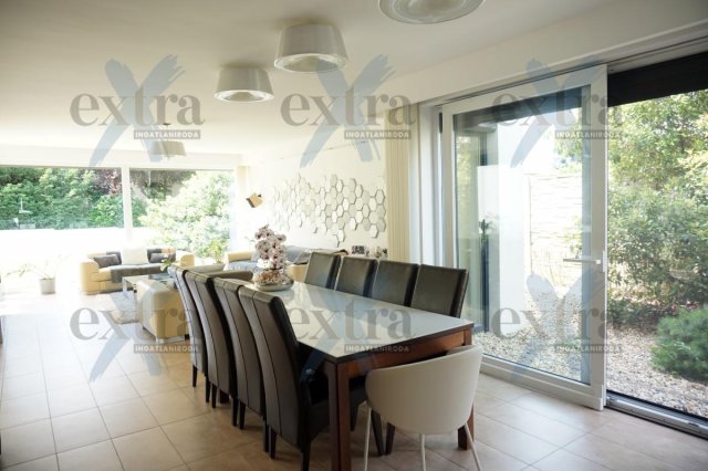 Kiadó családi ház, albérlet, Szegeden 790 E Ft / hó, 4+1 szobás