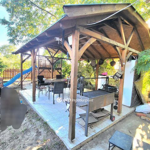 Eladó családi ház, Mikepércsen 47.9 M Ft, 2+3 szobás