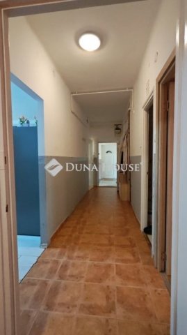 Eladó téglalakás, Kecskeméten 65.9 M Ft, 4 szobás