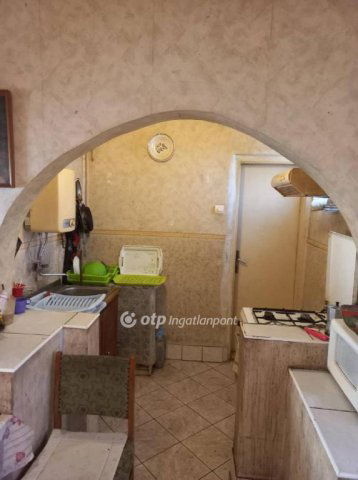 Eladó családi ház, Tiszavasváriban 7.9 M Ft, 2 szobás