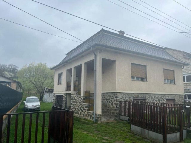 Eladó családi ház, Karancsberényben 11.5 M Ft, 3 szobás