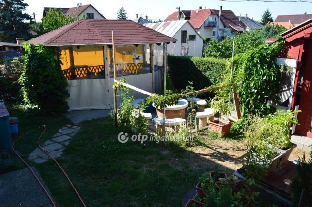 Eladó családi ház, Nyíregyházán 90 M Ft, 5 szobás