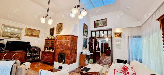 Eladó családi ház, Miskolcon 122 M Ft, 6+1 szobás