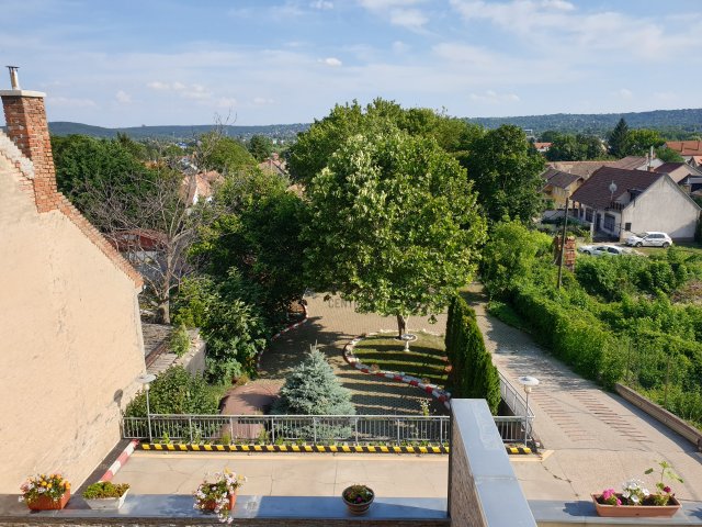 Eladó téglalakás, Budaörsön 139.7 M Ft, 3 szobás