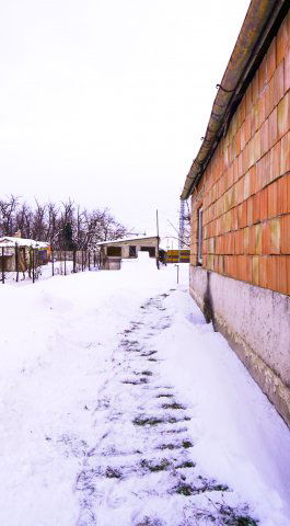 Eladó családi ház, Taksonyon 49.7 M Ft, 2 szobás