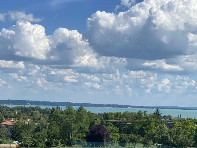 Eladó mezogazdasagi ingatlan, Balatonkenesén 179 M Ft