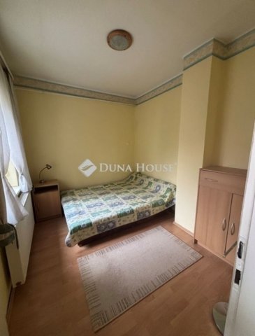 Eladó családi ház, Pécsváradon 64.9 M Ft, 4 szobás