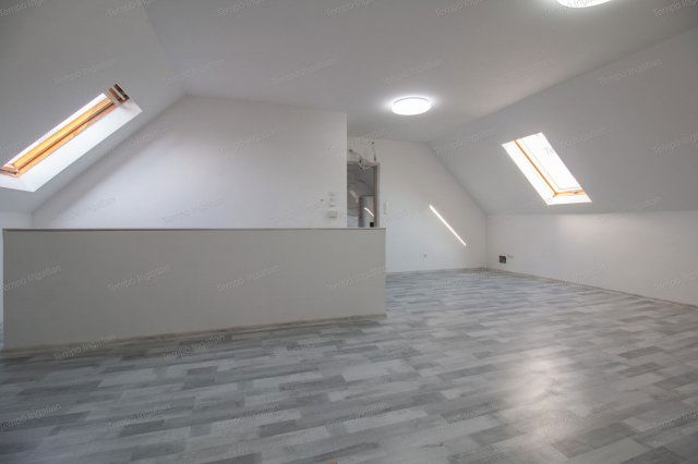 Eladó családi ház, Budapesten, XVIII. kerületben 162 M Ft