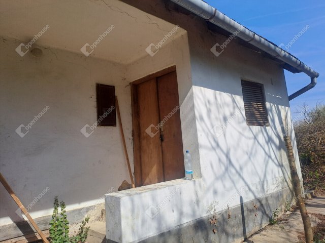 Eladó telek, Nádasdon 5.5 M Ft / költözzbe.hu