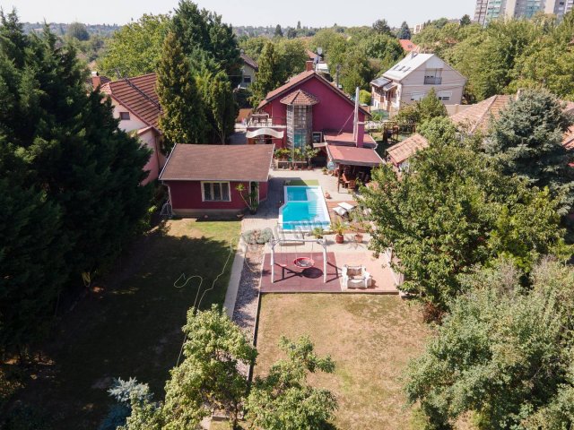 Eladó családi ház, Érden 149 M Ft, 5 szobás