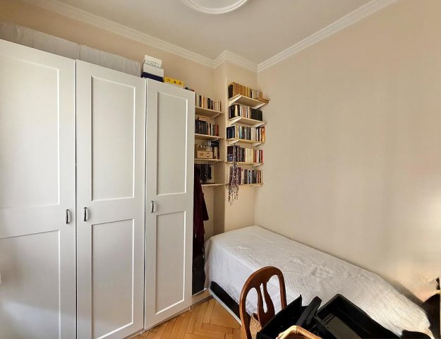 Eladó téglalakás, Budapesten, II. kerületben, Margit körúton