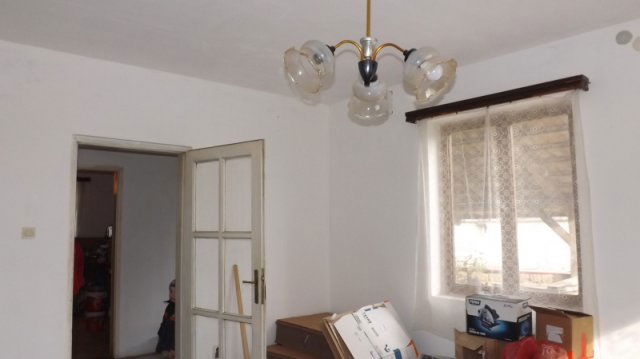 Eladó családi ház, Pilisen 38.5 M Ft, 3 szobás