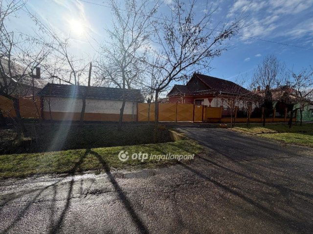 Eladó családi ház, Berettyóújfaluban 49.9 M Ft, 3 szobás