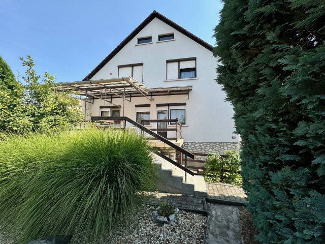Eladó családi ház, Felsőzsolcán 64.9 M Ft, 5 szobás
