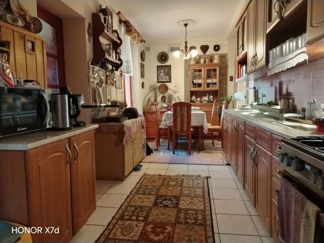 Eladó családi ház, Debrecenben, Liget téren 97 M Ft, 3 szobás