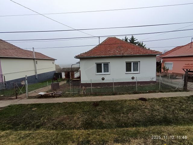 Eladó családi ház, Ecséden 25 M Ft, 3 szobás