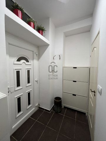 Eladó téglalakás, Budapesten, VI. kerületben 75 M Ft, 2 szobás