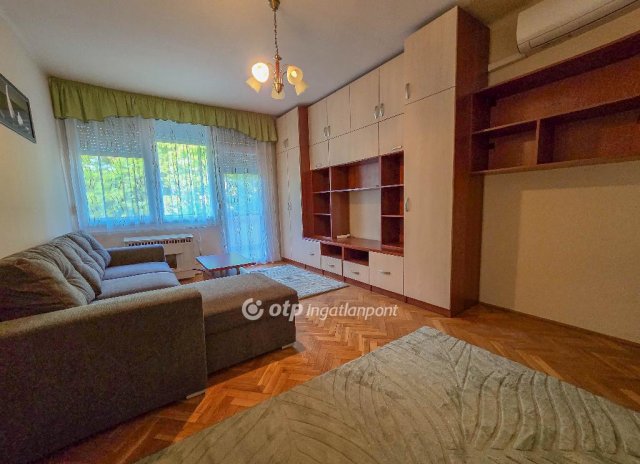 Kiadó téglalakás, albérlet, Debrecenben 200 E Ft / hó, 2 szobás