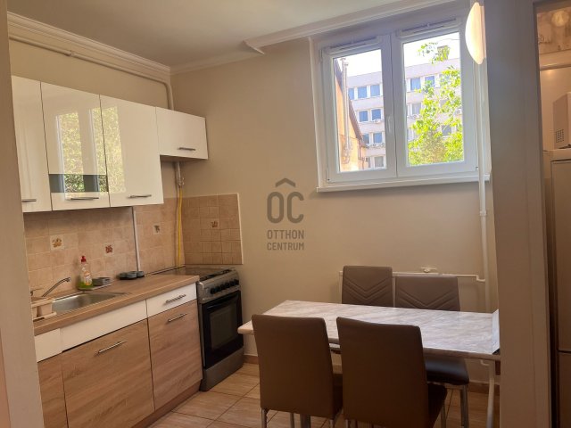 Kiadó téglalakás, albérlet, Debrecenben 220 E Ft / hó, 2 szobás