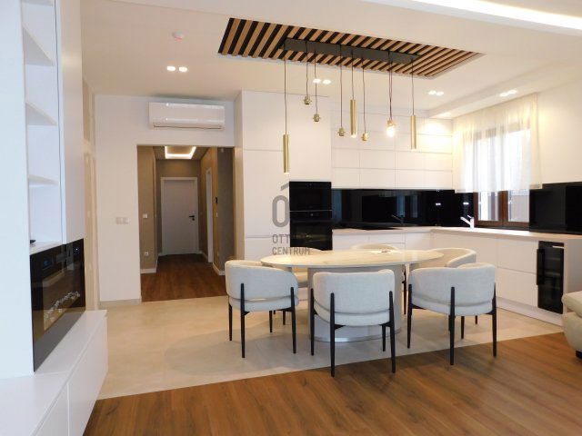 Eladó családi ház, Ceglédbercelen 195 M Ft, 4 szobás