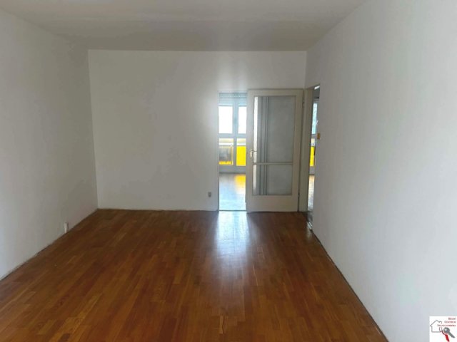 Eladó panellakás, Pécsett 48.2 M Ft, 2 szobás