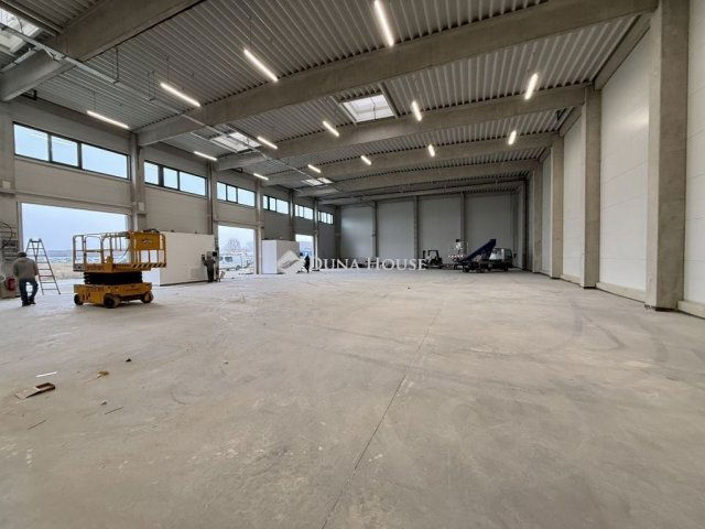 Kiadó ipari ingatlan, Vecsésen 2184 E Ft / hó