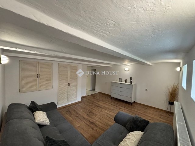 Eladó családi ház, Debrecenben 106.9 M Ft, 4 szobás