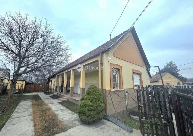 Eladó családi ház, Dabason 49.9 M Ft, 3 szobás