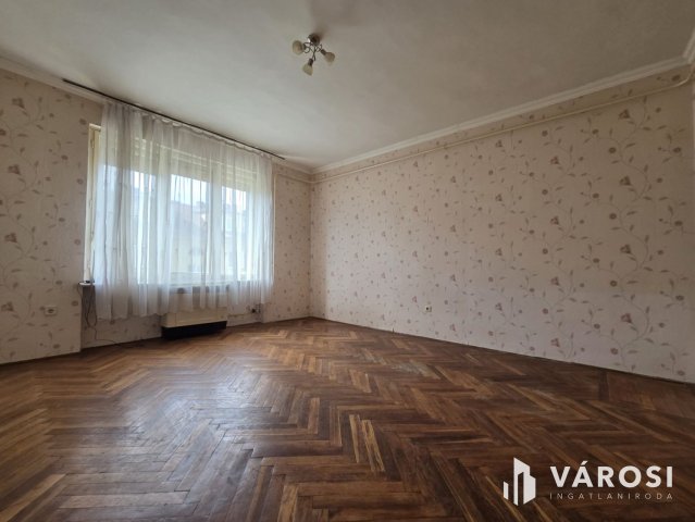 Eladó panellakás, Salgótarjánban 11.9 M Ft, 1 szobás