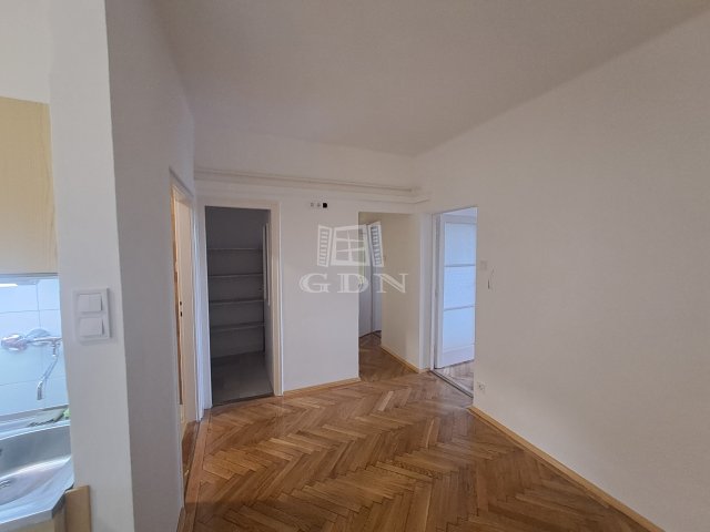 Kiadó téglalakás, albérlet, Kecskeméten 250 E Ft / hó