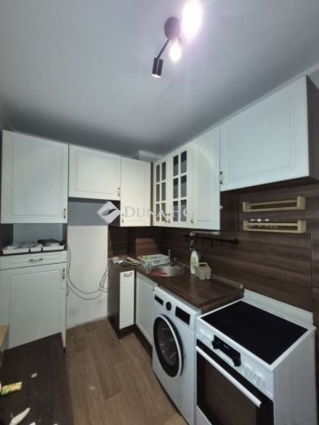 Eladó panellakás, Pécsett 49.9 M Ft, 3 szobás