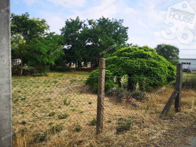 Eladó ipari ingatlan, Lakitelken 24.9 M Ft / költözzbe.hu