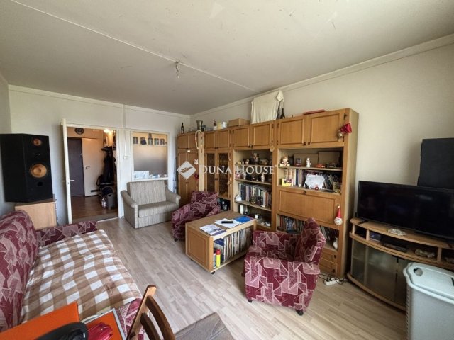 Eladó panellakás, Debrecenben 36.5 M Ft, 1 szobás