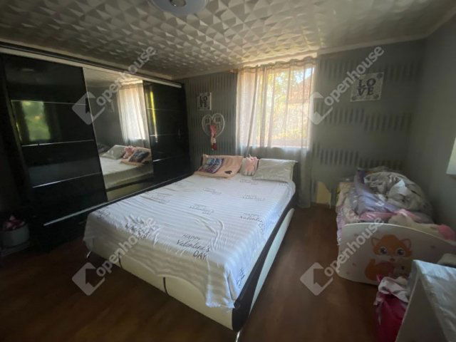 Eladó családi ház, Sárbogárdon 25 M Ft, 1 szobás