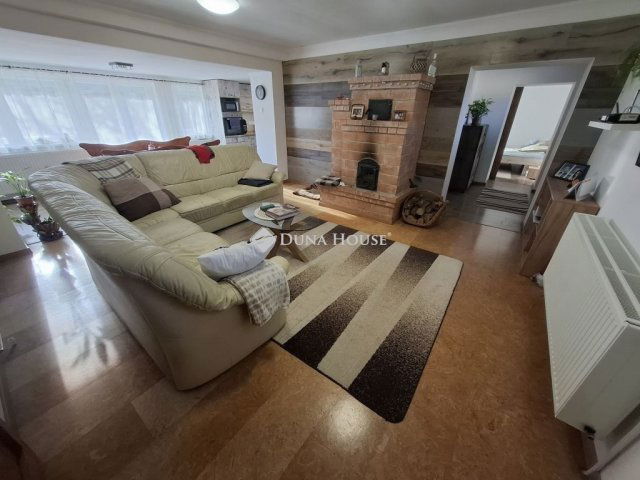 Eladó családi ház, Kiskunfélegyházán 59 M Ft, 5+1 szobás