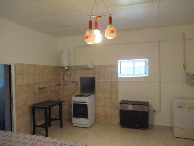 Eladó téglalakás, Mezőkovácsházán 8.5 M Ft, 2+1 szobás