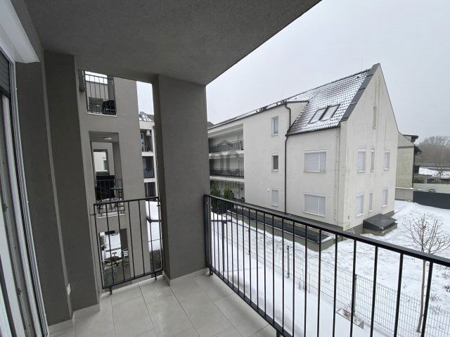 Eladó téglalakás, Győrött 91.5 M Ft, 2 szobás