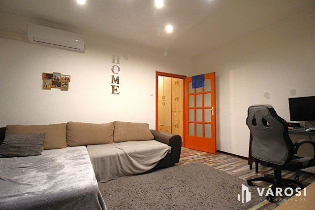 Eladó panellakás, Salgótarjánban 24.9 M Ft, 2 szobás