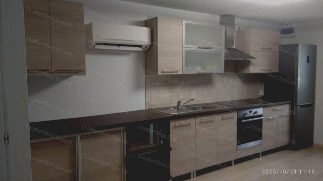 Eladó családi ház, Szolnokon 25.9 M Ft, 1+1 szobás