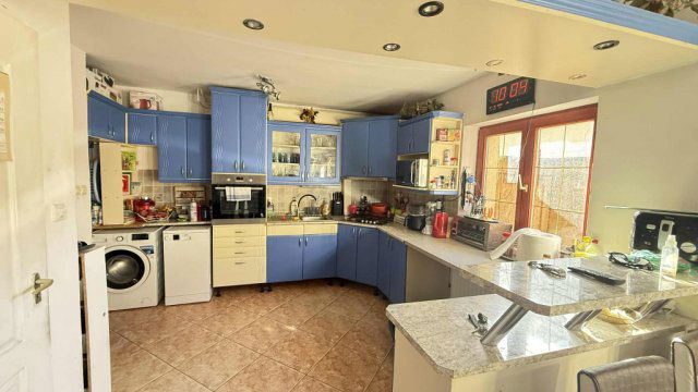 Eladó ikerház, Budapesten, XVII. kerületben, Erdőkövesd utcában