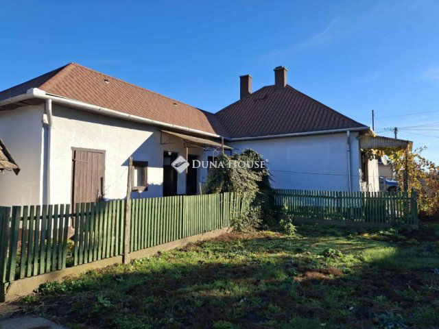 Eladó családi ház, Nagyhegyesen, Táncsics utcában 49.5 M Ft