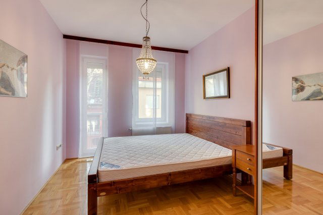 Kiadó téglalakás, albérlet, III. kerületben, Beszterce utcában