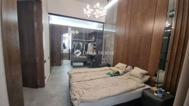 Eladó téglalakás, Budapesten, V. kerületben 250 M Ft, 3 szobás