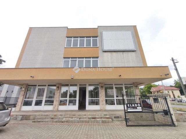 Eladó iroda, Debrecenben 1108.8 M Ft / költözzbe.hu