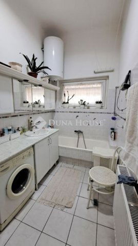 Eladó családi ház, Sülysápon 145 M Ft, 7 szobás